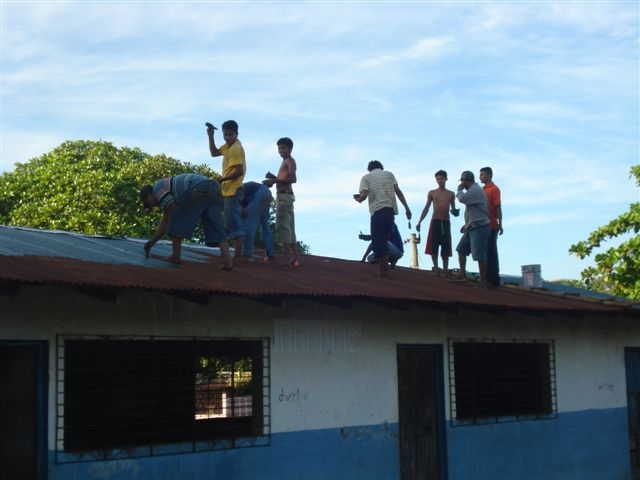 El Chavo Roof renovation - funds raised from the Copa Sandino 2009 in Bristol